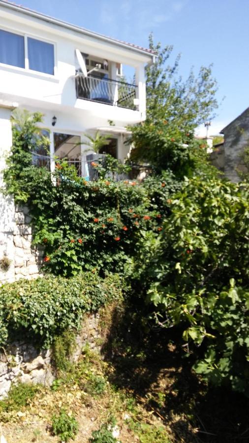 Art Gallery House With A Small Relaxing Pool Crikvenica Exterior foto